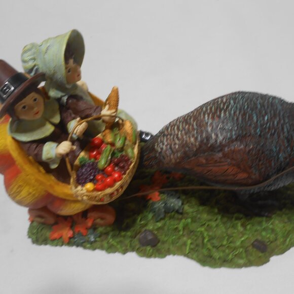 VTG RESIN FALL DECOR TURKEY PULLING PILGRIM CHILDREN IN PUMPKIN CARRIAGE 9"X51/4 - Picture 8 of 9